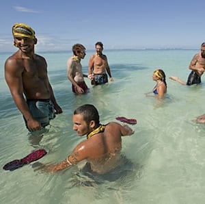 Post image for Poker Players Try Their Hand on Survivor: South Pacific