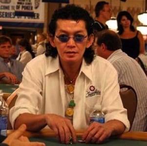 Post image for Scotty Nguyen and Joe Cassidy in Heads Up Play at WSOP