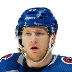 Nathan MacKinnon
