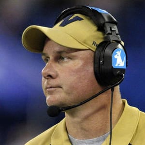 paul-lapolice-winnipeg-bluebombers-headset