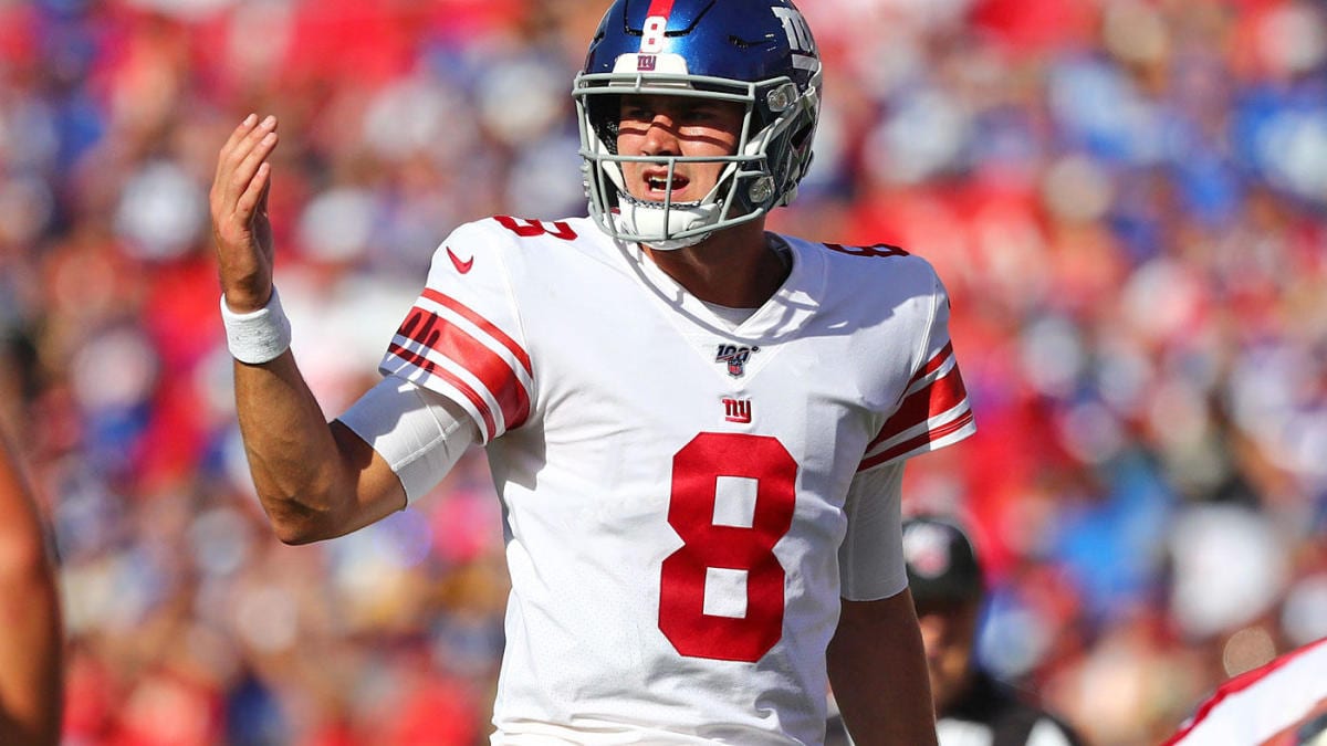 daniel jones quarterback of the new york giants