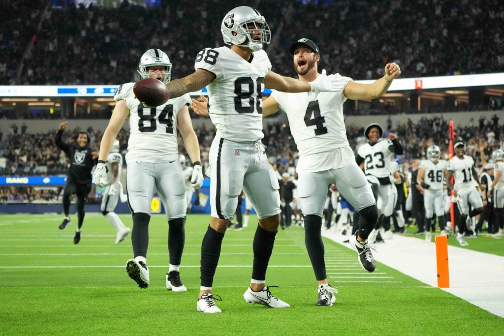 Raiders vs. 49ers Point Spread: NFL Pre-Season Week 3 Odds, Prediction | SIA Insights