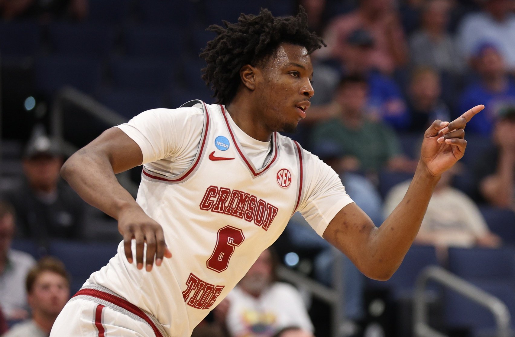 Alabama (4) vs. Michigan (1) Bracket Prediction: March Madness Sweet 16 Odds by Daniel Coyle