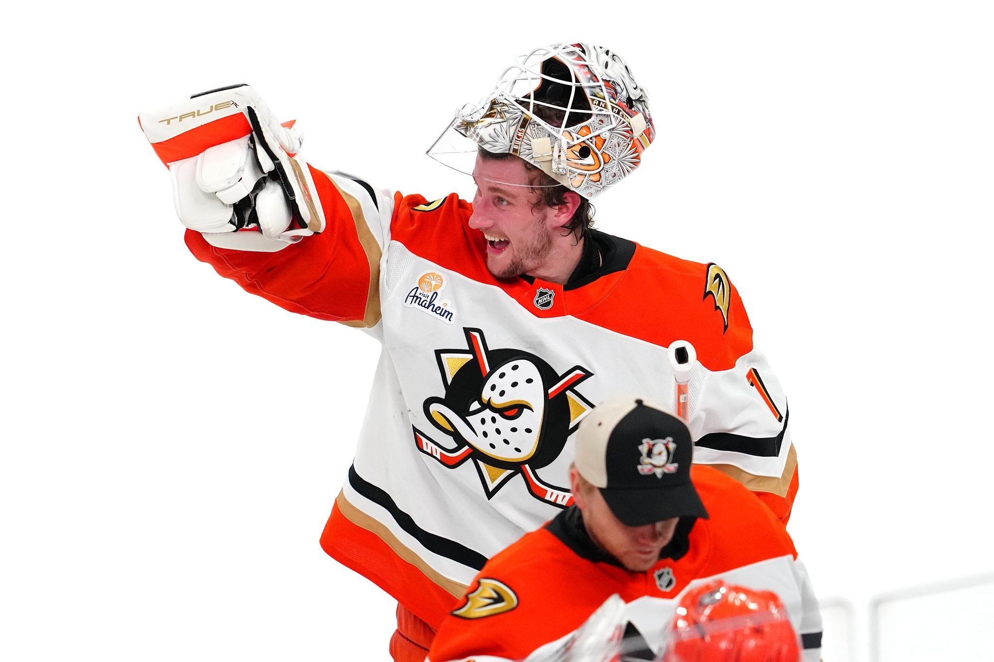 Lukas Dostal, Ducks shut down Knights, head home with series 1-1 by Field Level Media