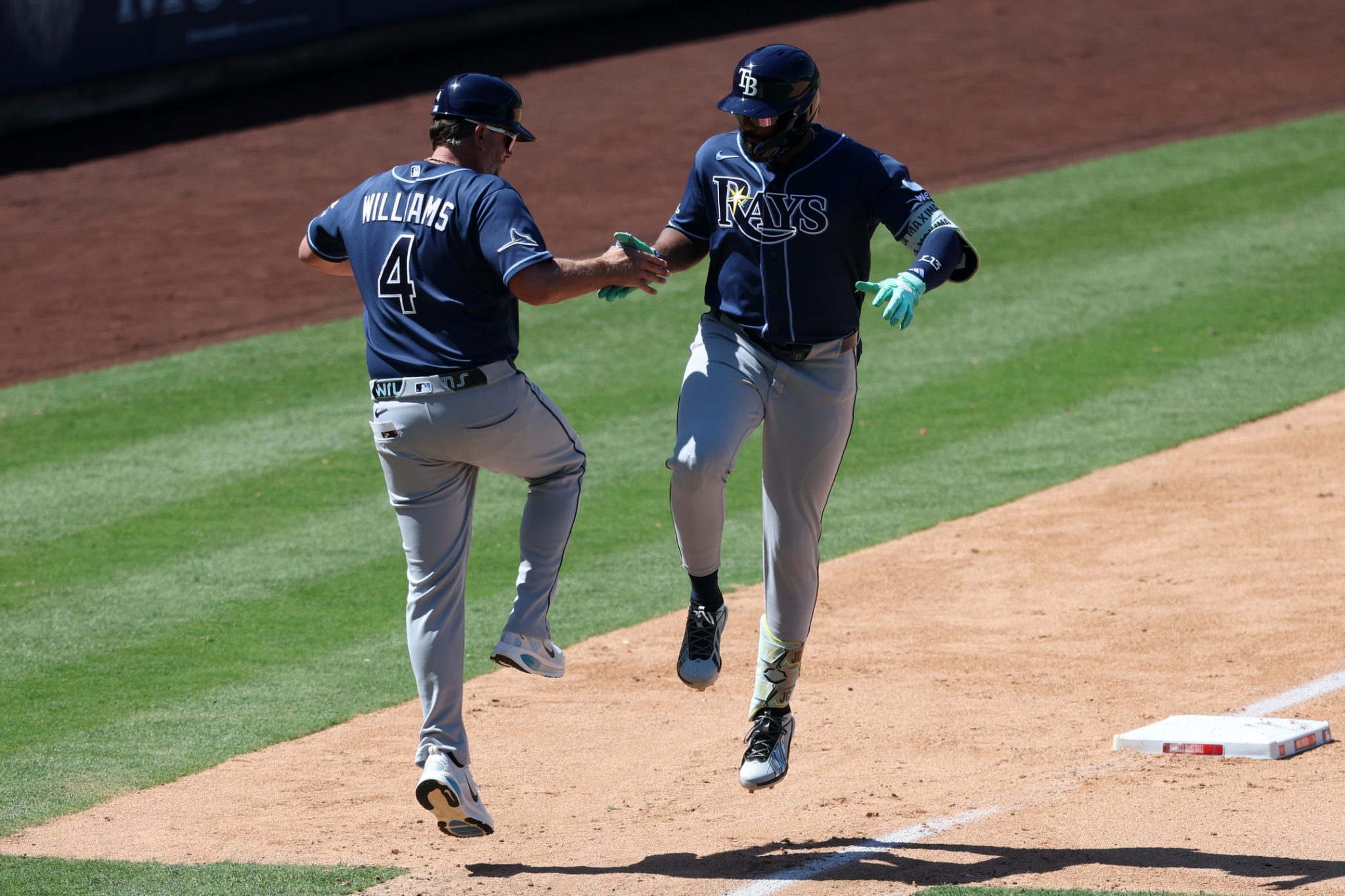 Tampa Bay Rays vs. Los Angeles Dodgers: Odds, Prediction by Kevin Thompkins