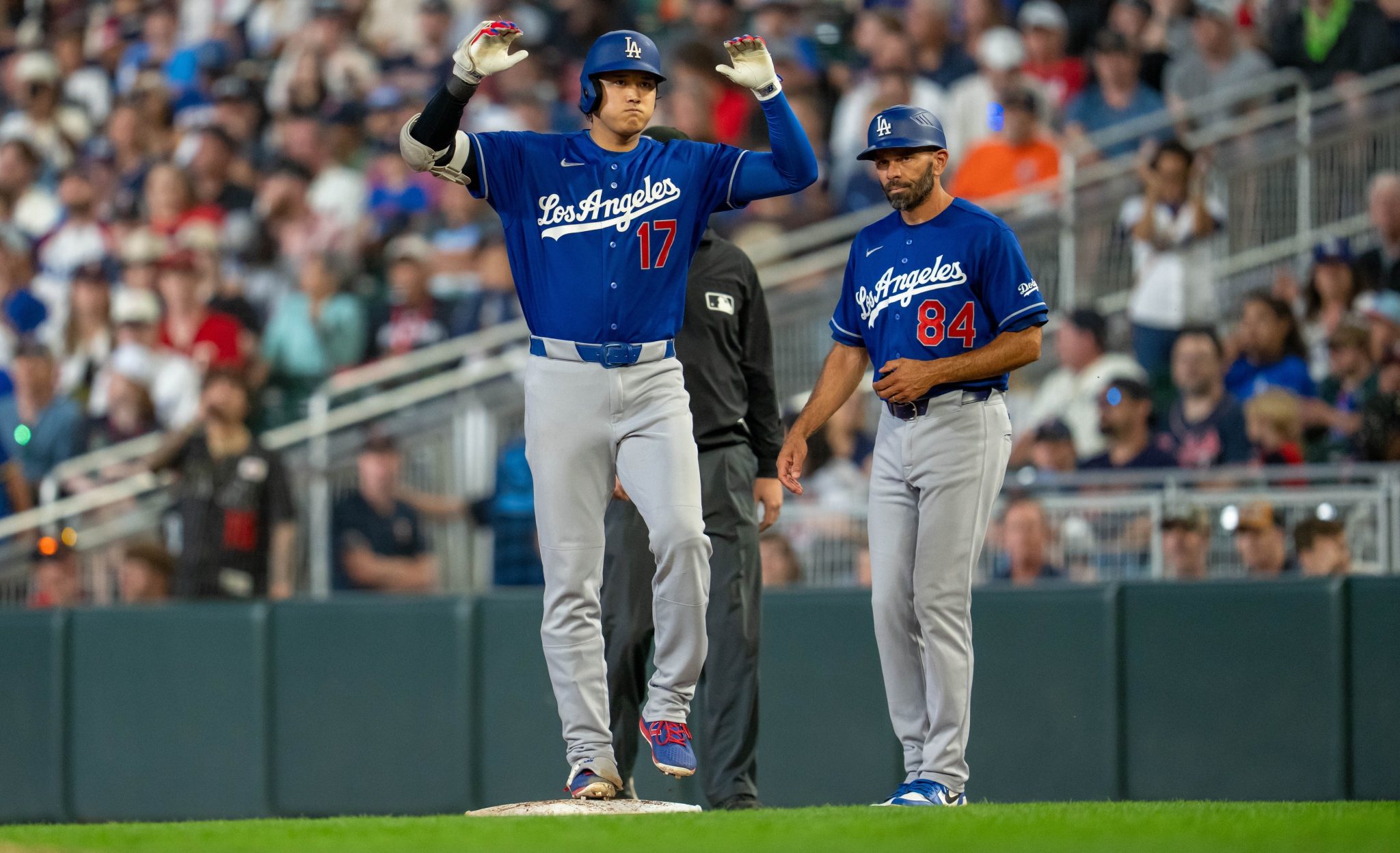 Los Angeles Dodgers vs. San Diego Padres: Odds, Prediction by Matthew Lowrimore