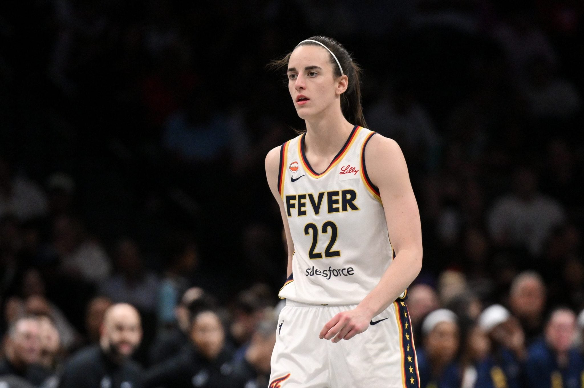 Sun vs. Fever WNBA Betting Odds, Picks: Indiana looks for sixth straight win over Connecticut by Brian Burden