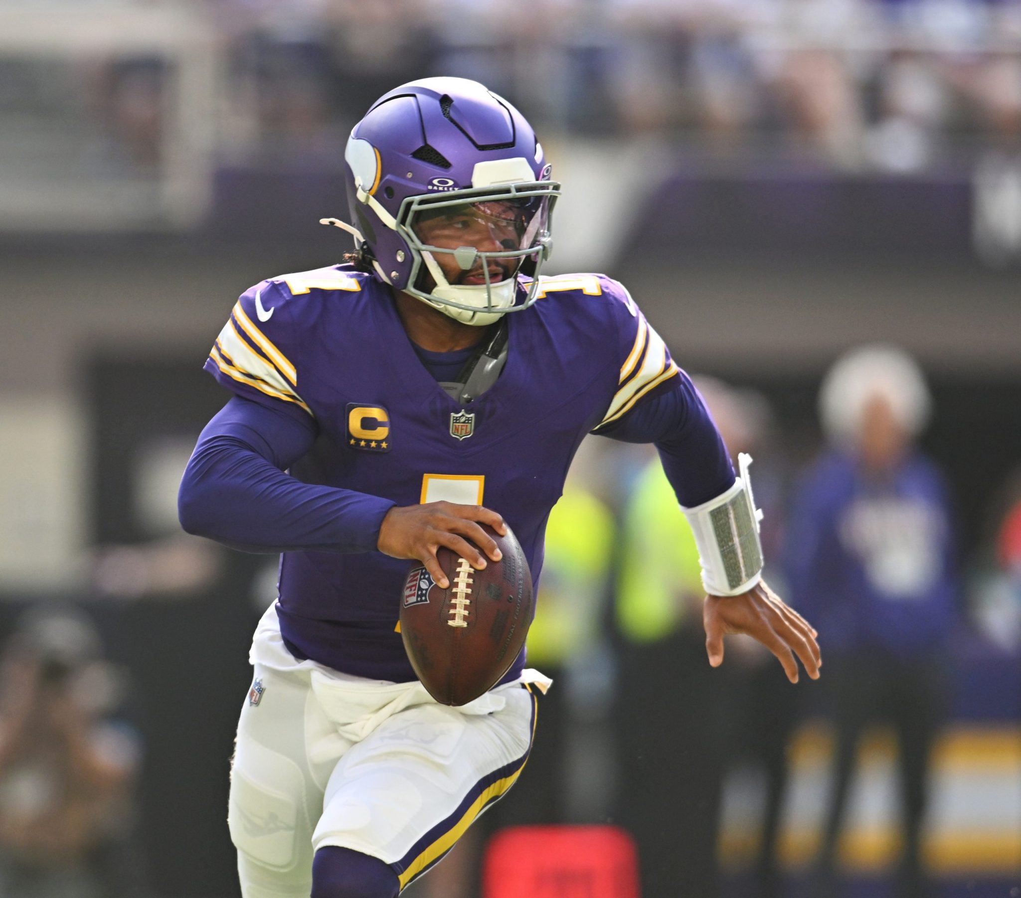Vikings vs. Buccaneers NFL Week 3 Betting Odds, Picks: Kyler Murray Returning for Minnesota by Luke Lindholm