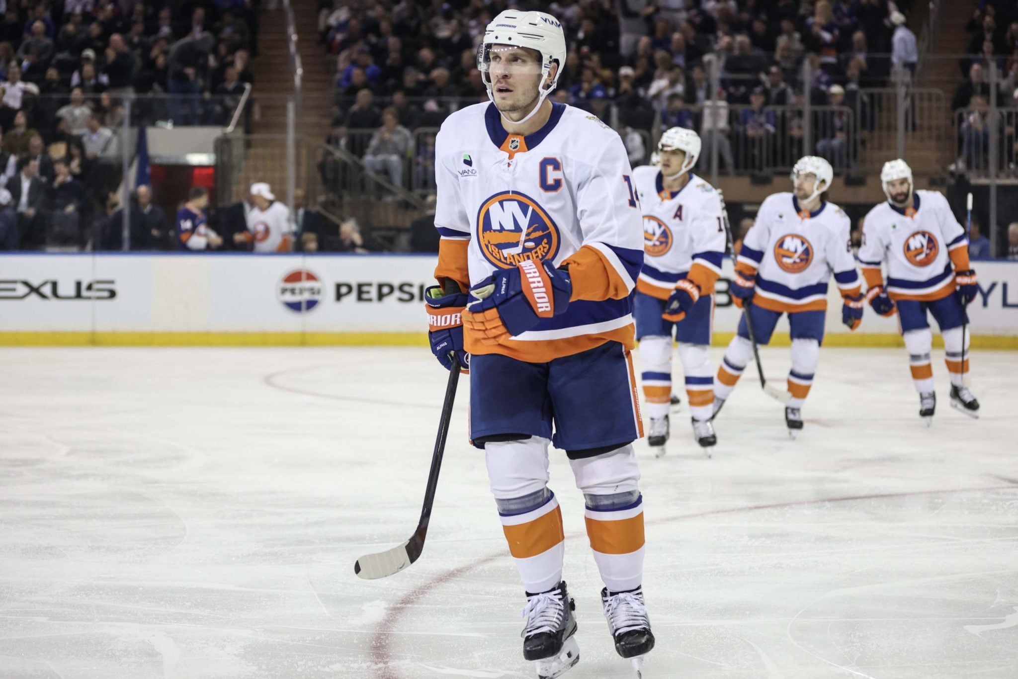 Canucks vs. Islanders NHL Odds, Prediction and Picks: Horvat Faces Former Team in New York by Connor Grootenhuis