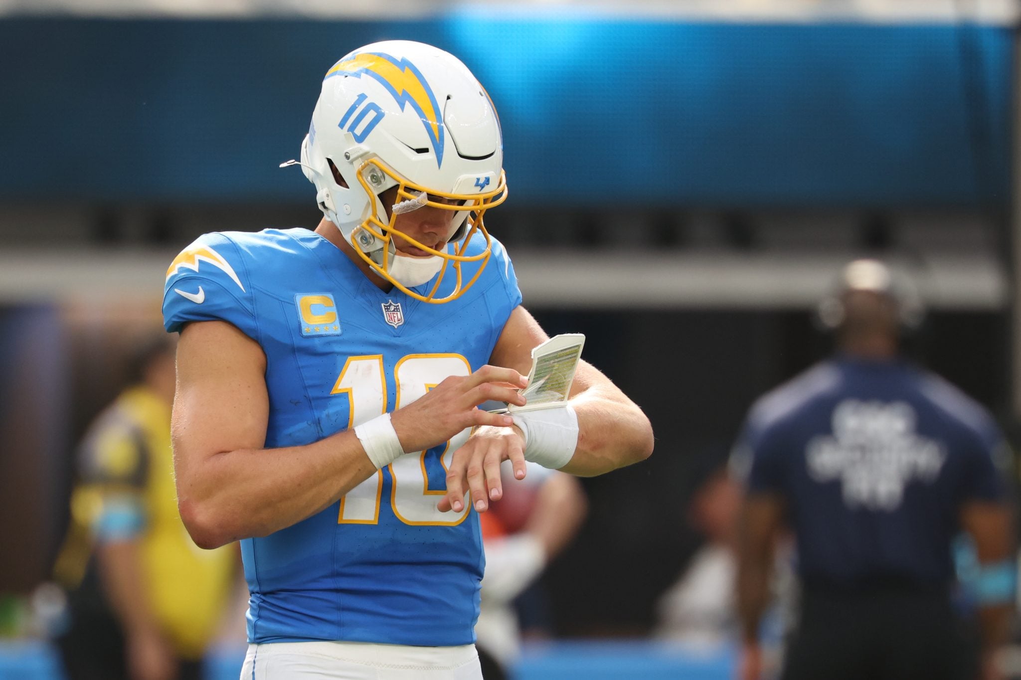 Chargers vs. Seahawks NFL Betting Odds, Picks: Herbert Feeling The Heat by Ricky Dimon